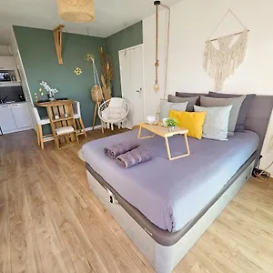 107 Paisible Et Unique Avec Terrasse Sur Vue Piscine Appartement